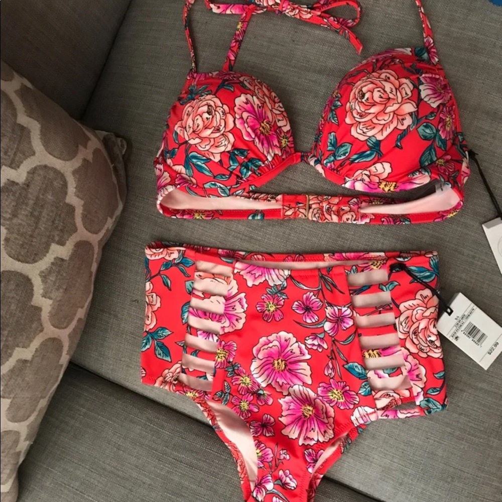 Swim suit with cutouts